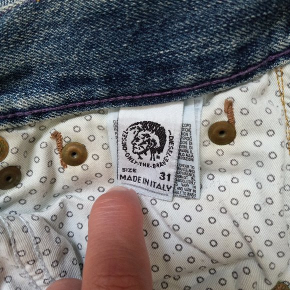 Vintage Diesel Industry Boot Cut Mid Rise Jeans Made in Italy - Picture 15 of 16